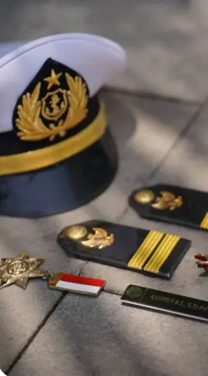 Quepis. Dotaciones Militares